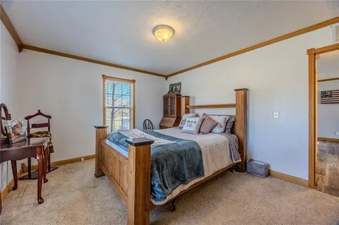 $575,000 | 28345 Sapphire Drive, Richland, MO 65556