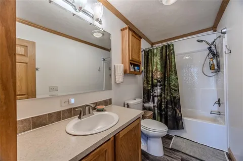 $575,000 | 28345 Sapphire Drive, Richland, MO 65556