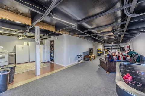 $575,000 | 28345 Sapphire Drive, Richland, MO 65556