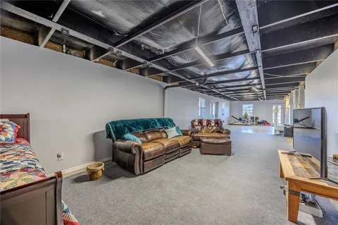 $575,000 | 28345 Sapphire Drive, Richland, MO 65556