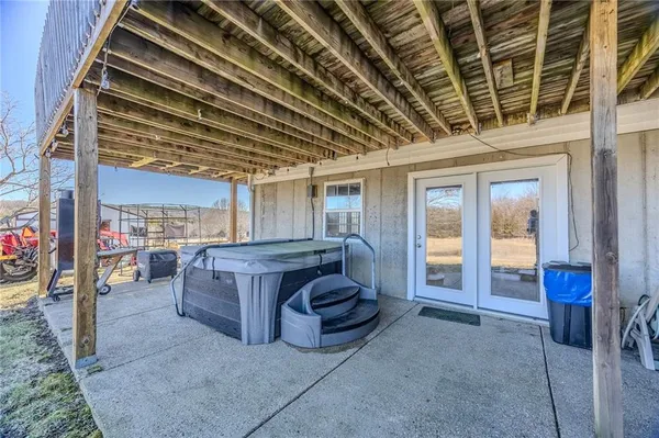 $575,000 | 28345 Sapphire Drive, Richland, MO 65556