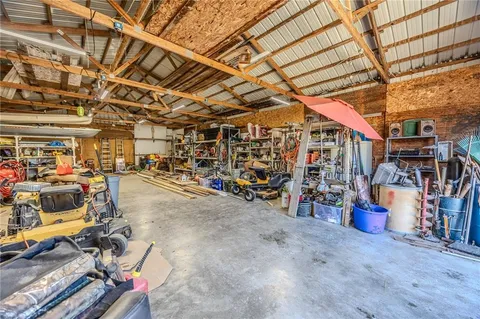 $575,000 | 28345 Sapphire Drive, Richland, MO 65556