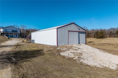 $575,000 | 28345 Sapphire Drive, Richland, MO 65556