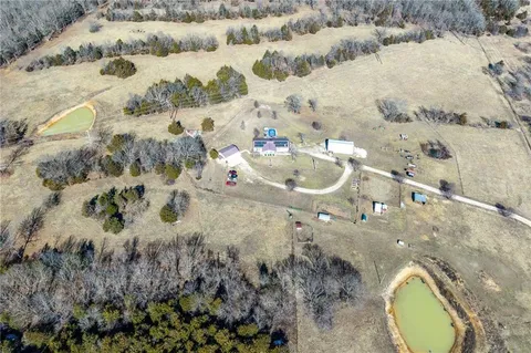 $575,000 | 28345 Sapphire Drive, Richland, MO 65556