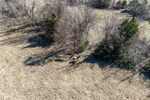 $575,000 | 28345 Sapphire Drive, Richland, MO 65556