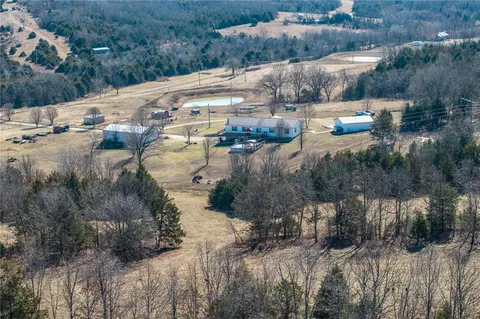 $575,000 | 28345 Sapphire Drive, Richland, MO 65556