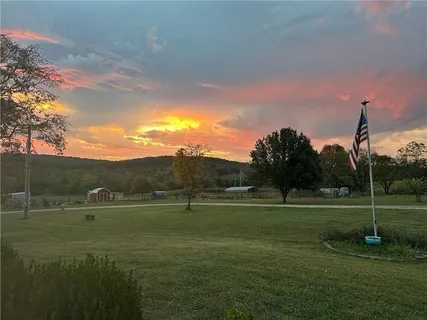 $575,000 | 28345 Sapphire Drive, Richland, MO 65556