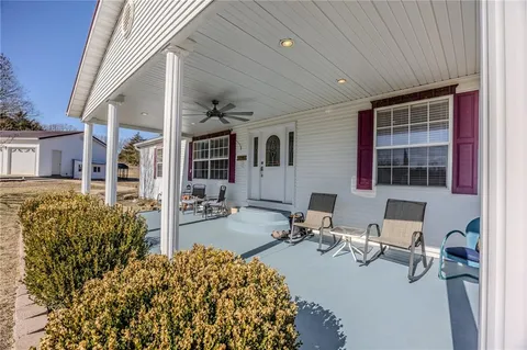 $575,000 | 28345 Sapphire Drive, Richland, MO 65556