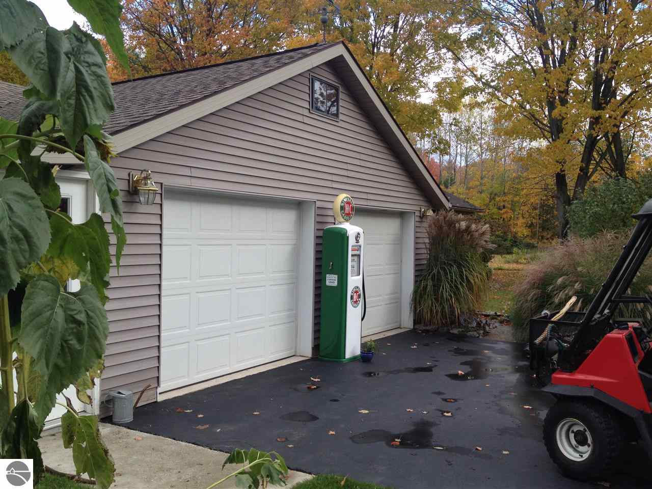 19268 Cedar Run Road Traverse City, MI 49684 - Photo 11 of 43 1777784-10.JPG