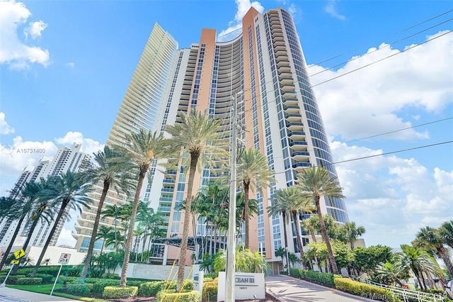 a view of a large multi story building