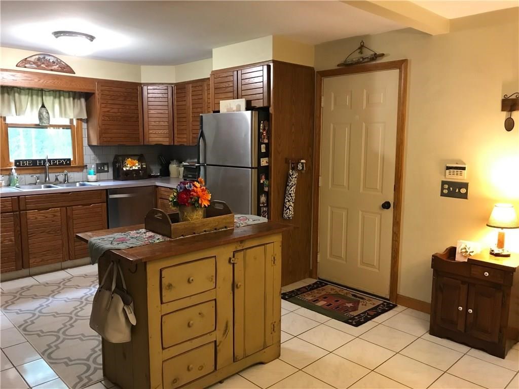 5 Ridley Lane Hopkinton, RI 02832 - Photo 15 of 40