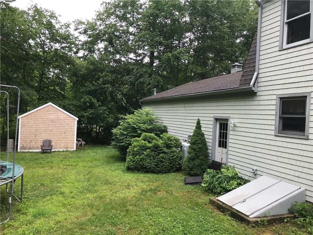 5 Ridley Lane Hopkinton, RI 02832 - Photo 4 of 40
