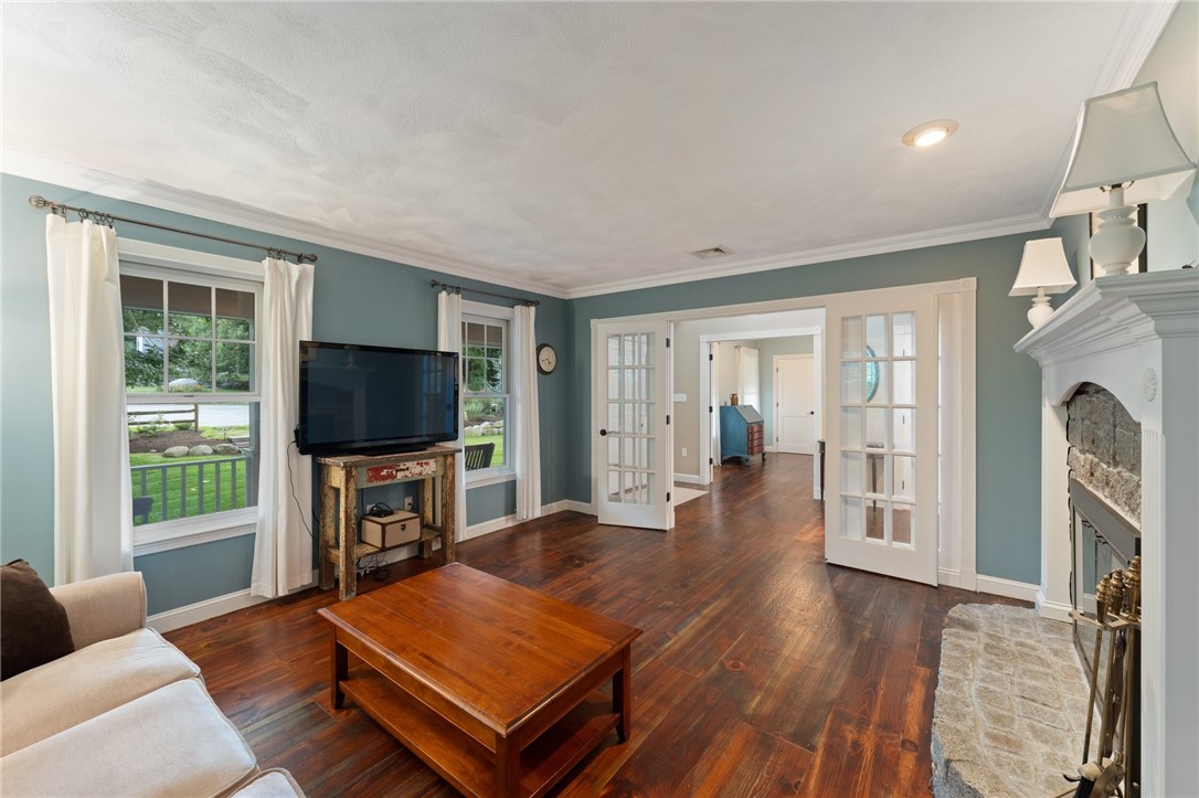 9 Stone Ridge Drive North Smithfield, RI 02896 - Photo 13 of 46