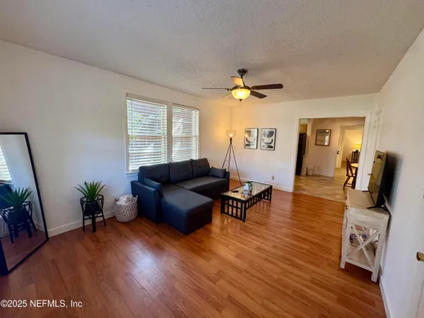 $1,300 | 2336 Herschel Street, Unit 1, Jacksonville, FL 32204