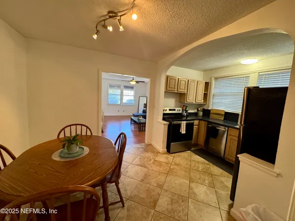 $1,300 | 2336 Herschel Street, Unit 1, Jacksonville, FL 32204