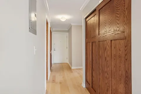 $295,000 | 2700 West 44th Street, Unit 304, Minneapolis, MN 55410