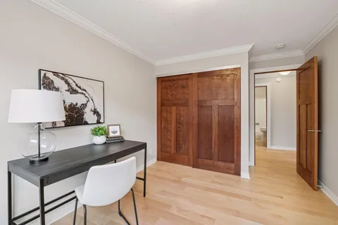 $295,000 | 2700 West 44th Street, Unit 304, Minneapolis, MN 55410