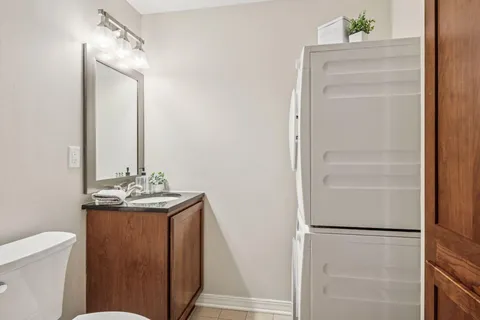 $295,000 | 2700 West 44th Street, Unit 304, Minneapolis, MN 55410