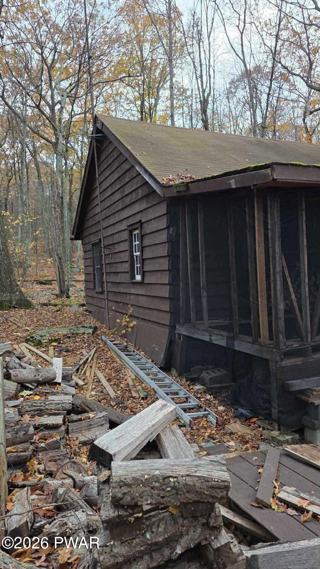 160 Five Mile Mdw Road Dingmans Ferry, PA 18328 - Photo 3 of 19