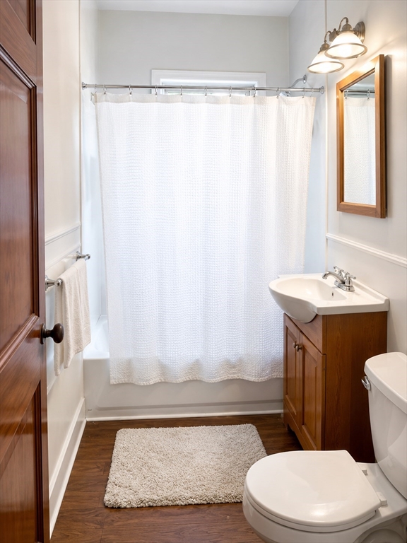 238 L Street, Unit 2 Boston, MA 02127 - Photo 4 of 15
