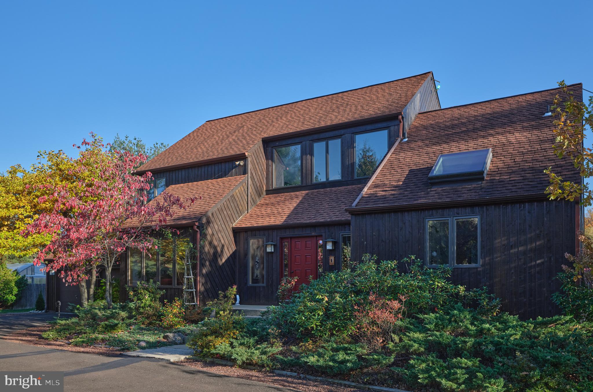 3054 Comfort Road New Hope, PA 18938 - Photo 3 of 64 a front view of a house with plants
