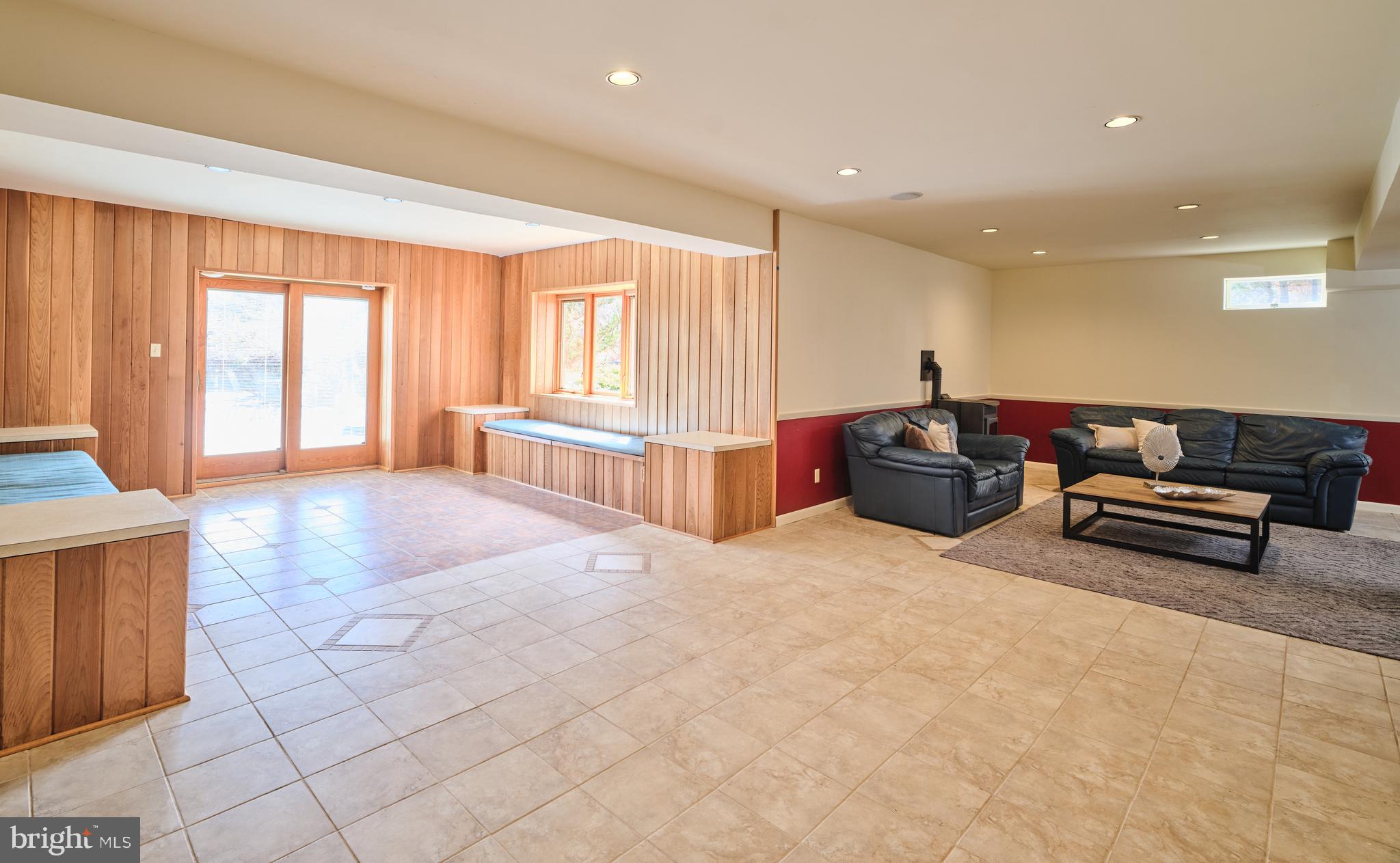 3054 Comfort Road New Hope, PA 18938 - Photo 36 of 64 a living room with furniture and a couch