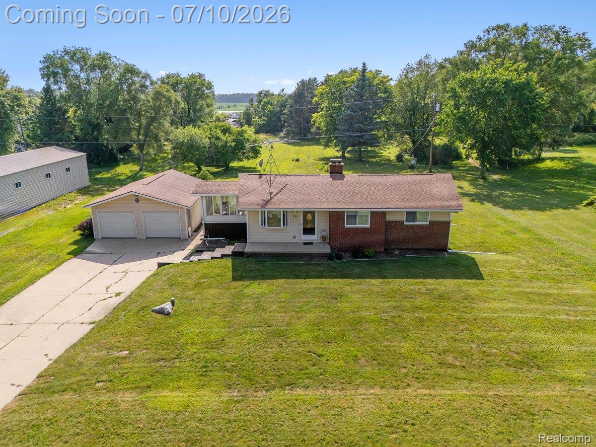 3381 North Fleming Road Fowlerville, MI 48836 - Photo 23 of 29 3381 N. Fleming Drone-1 (1).jpg