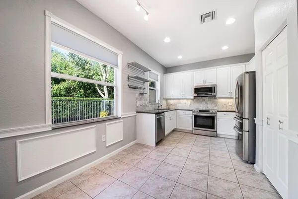 $4,200 | 10196 White Water Lily Way, Boynton Beach, FL 33437