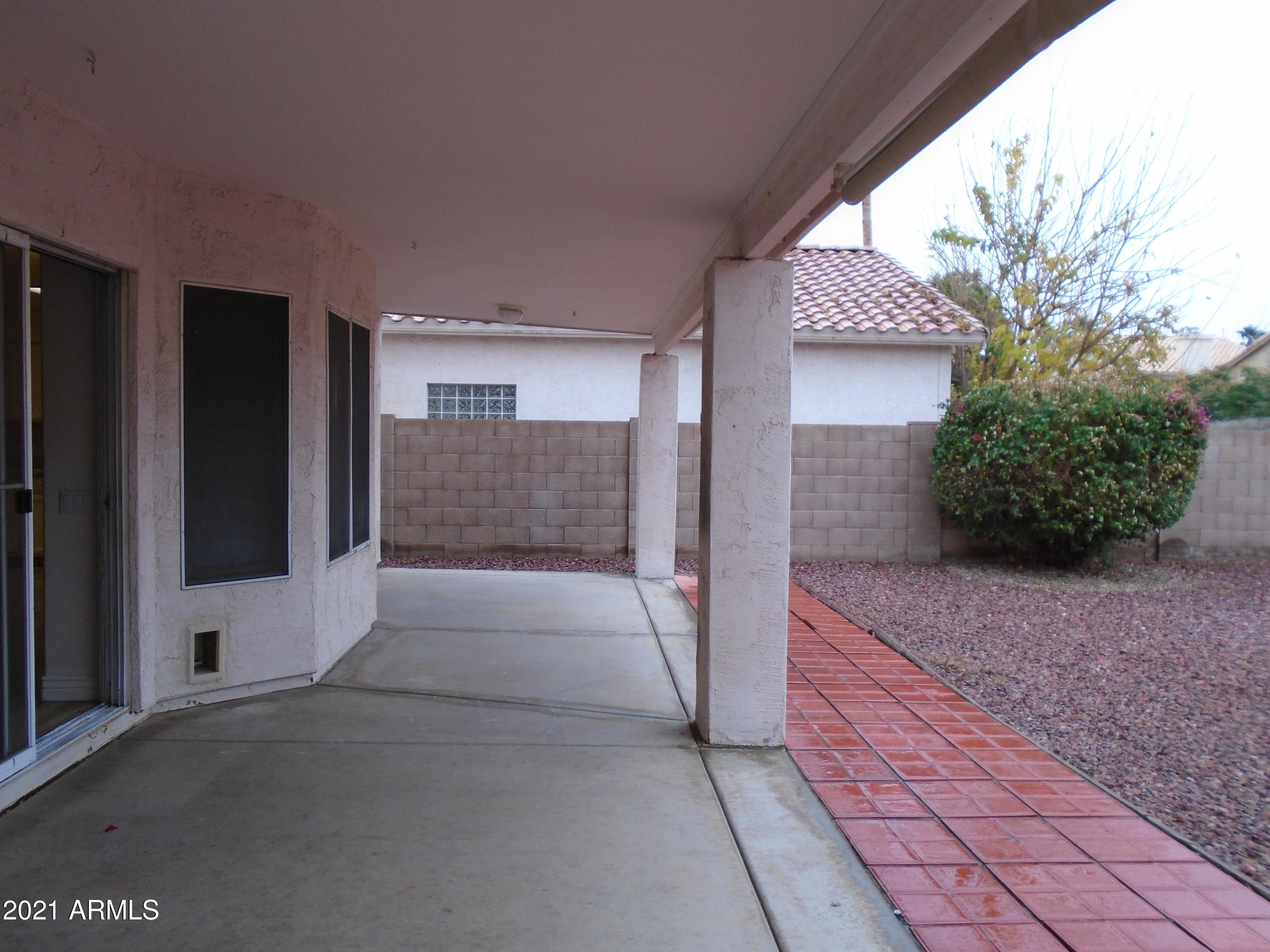 1013 West Sandra Terrace Phoenix, AZ 85023 - Photo 16 of 20 back patio