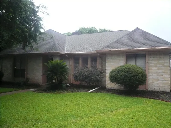 $2,500 | 2826 Green Fields Drive, Sugar Land, TX 77479