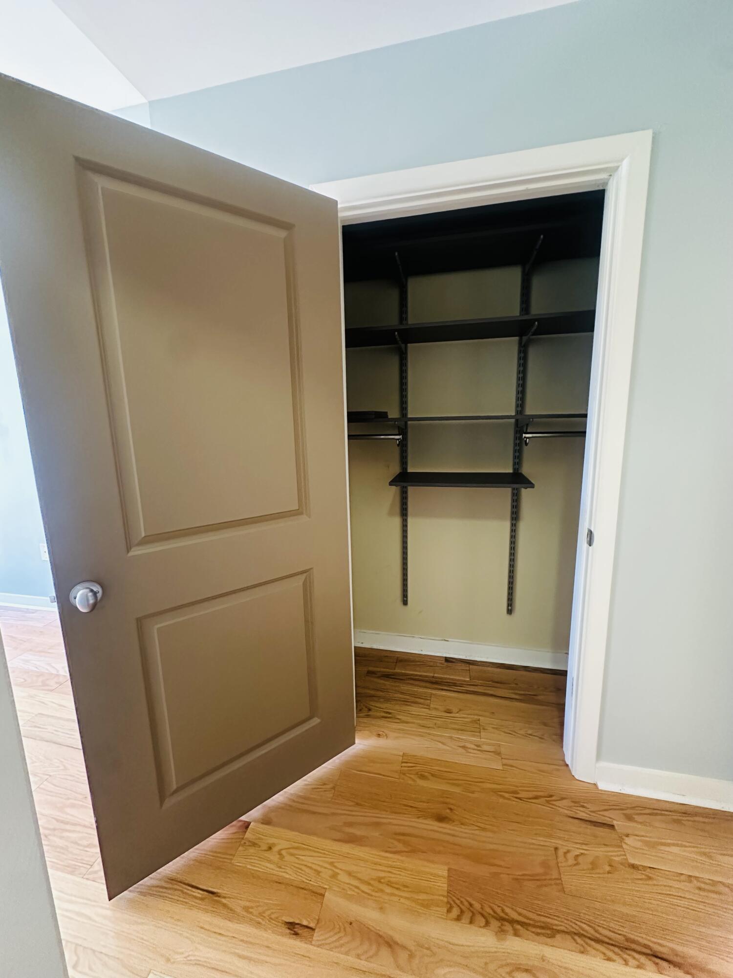 200 Manufacturers Road, Unit 407 Chattanooga, TN 37405 - Photo 21 of 45 IMG_5494