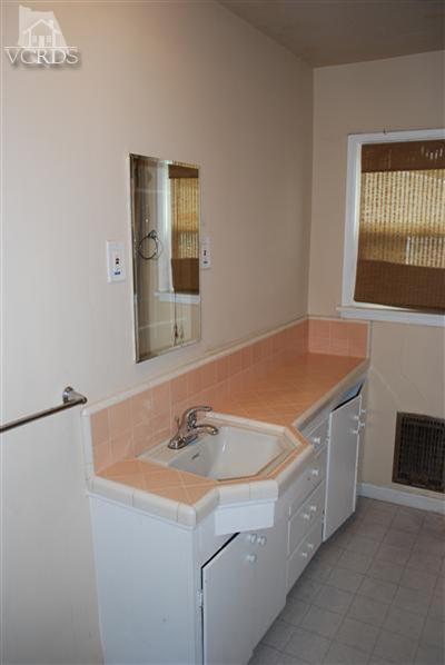 756 West Roderick Avenue Oxnard, CA 93030 - Photo 5 of 7 Additional Photo