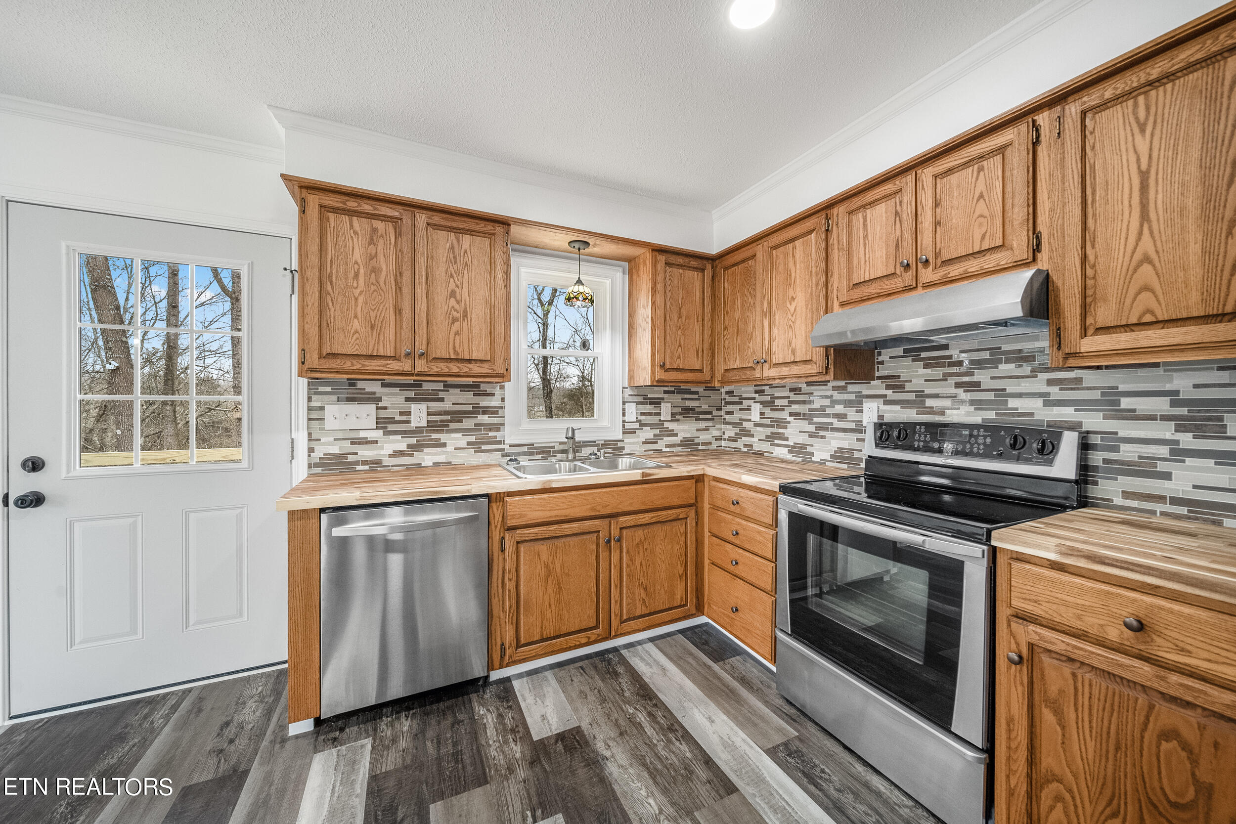 8128 West Meadow Road Greenback, TN 37742 - Photo 10 of 35 Kitchen