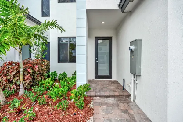 $3,500 | 13642 Southwest 157th Place, Unit 13642, Miami, FL 33196