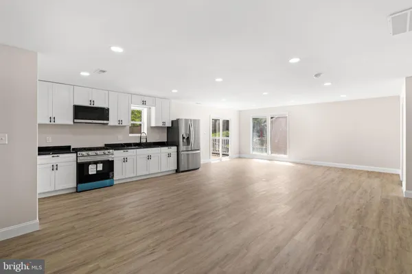 $599,900 | 5809 Burgundy Street, Capitol Heights, MD 20743