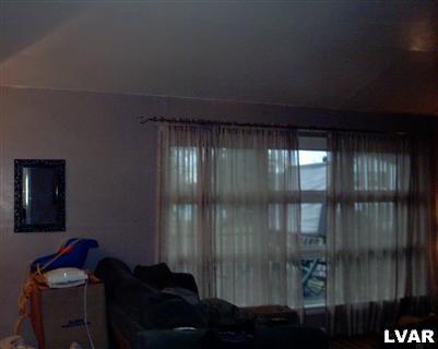 1954 Windsor Road Bethlehem, PA 18017 - Photo 7 of 8 Gallery Image 7