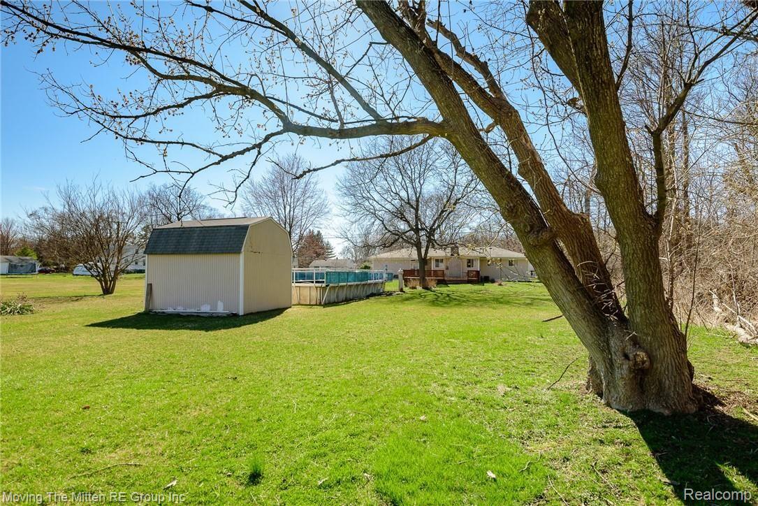 6911 Edwards Road Belleville, MI 48111 - Photo 49 of 56 MTM_6911_edwards-49.jpg
