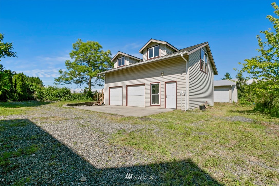 6042 Elder Road Ferndale, WA 98248 - Photo 3 of 25 Gallery Image 3