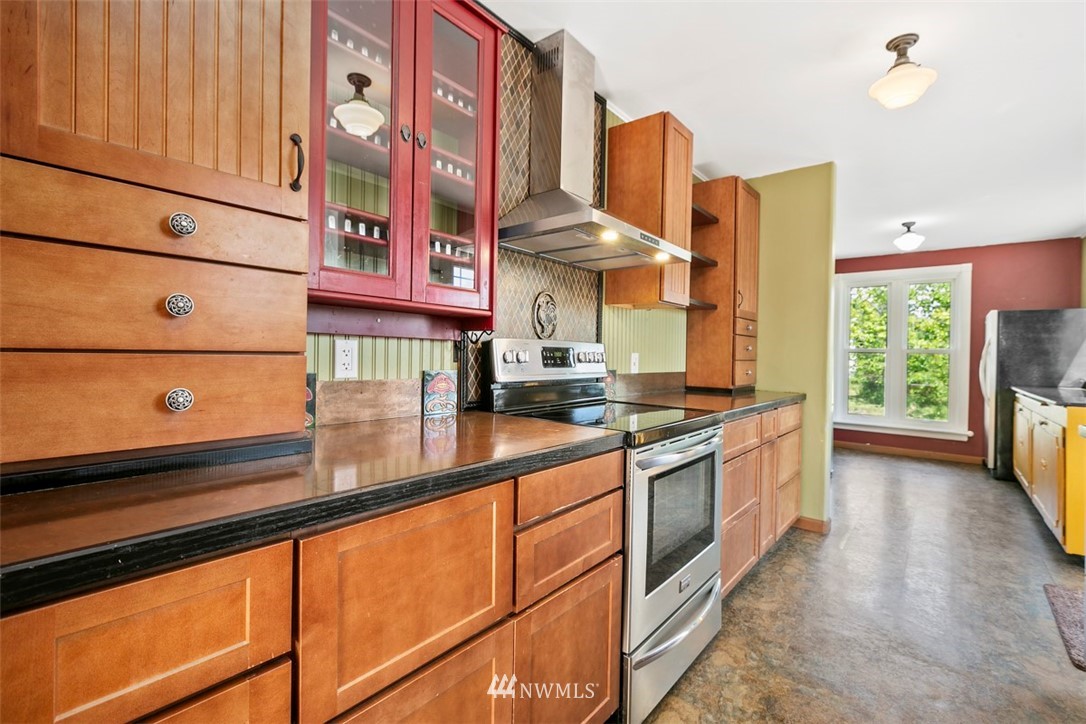 6042 Elder Road Ferndale, WA 98248 - Photo 10 of 25 Gallery Image 10