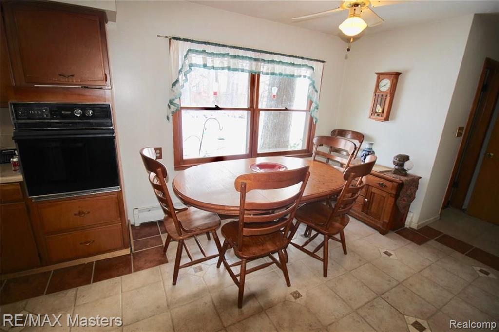 2070 North Raisinville Road Monroe, MI 48162 - Photo 9 of 25