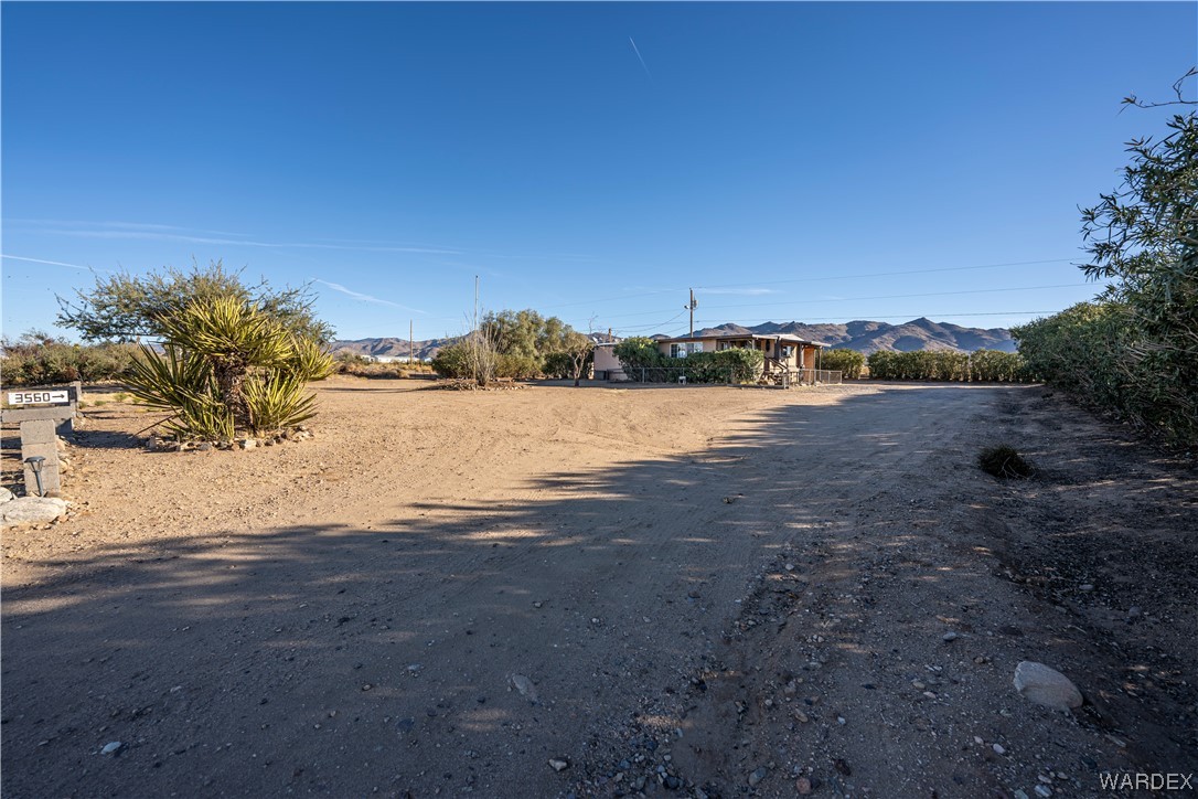 3560 Hideout Road Golden Valley, AZ 86413 - Photo 3 of 30