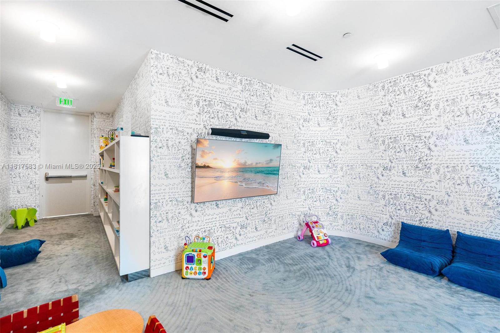 16901 Collins Avenue, Unit 902 Sunny Isles Beach, FL 33160 - Photo 44 of 52 a view of utility room and living room