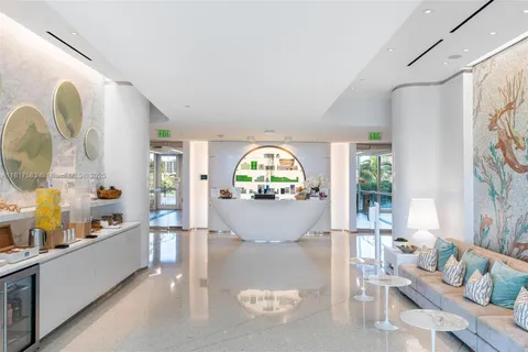 $3,390,000 | 16901 Collins Avenue, Unit 902, Sunny Isles Beach, FL 33160