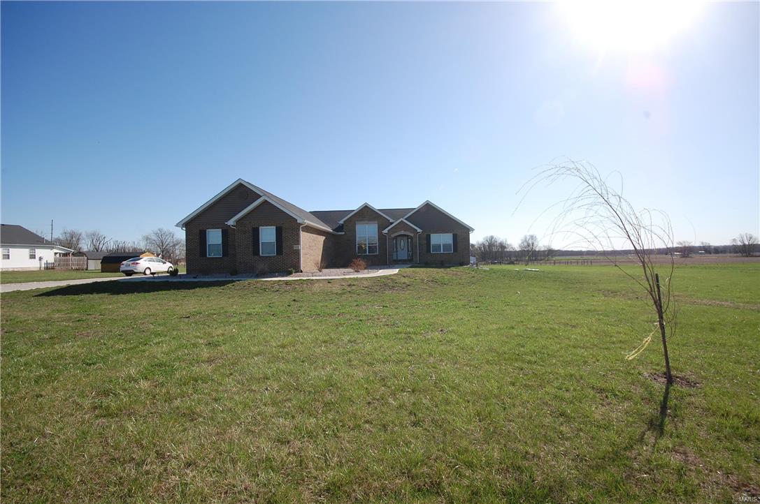 908 Silverview Lane Troy, IL 62294 - Photo 44 of 44 Gallery Image 44