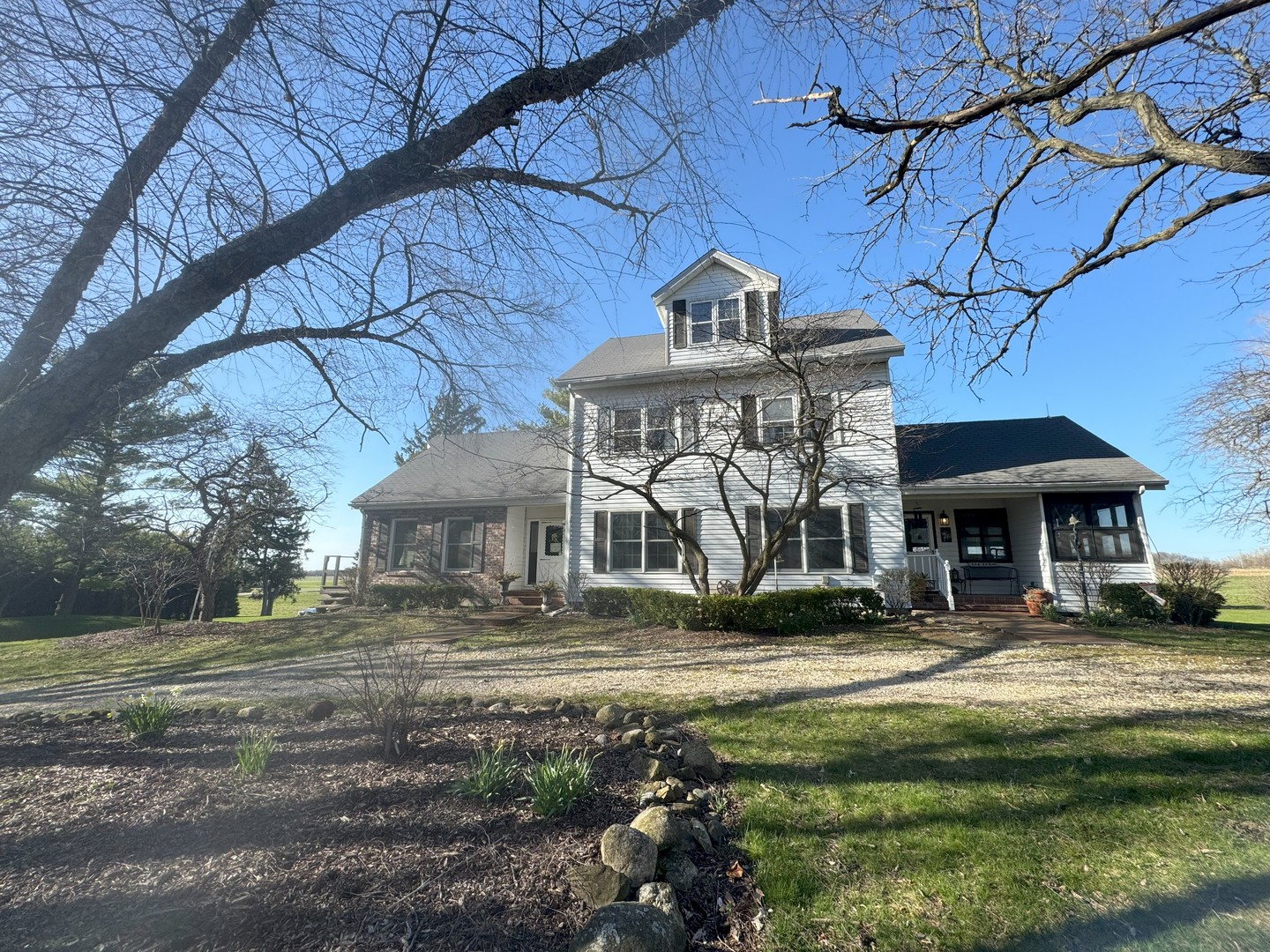 17N753 Widmayer Road Hampshire, IL 60140 - Photo 1 of 30
