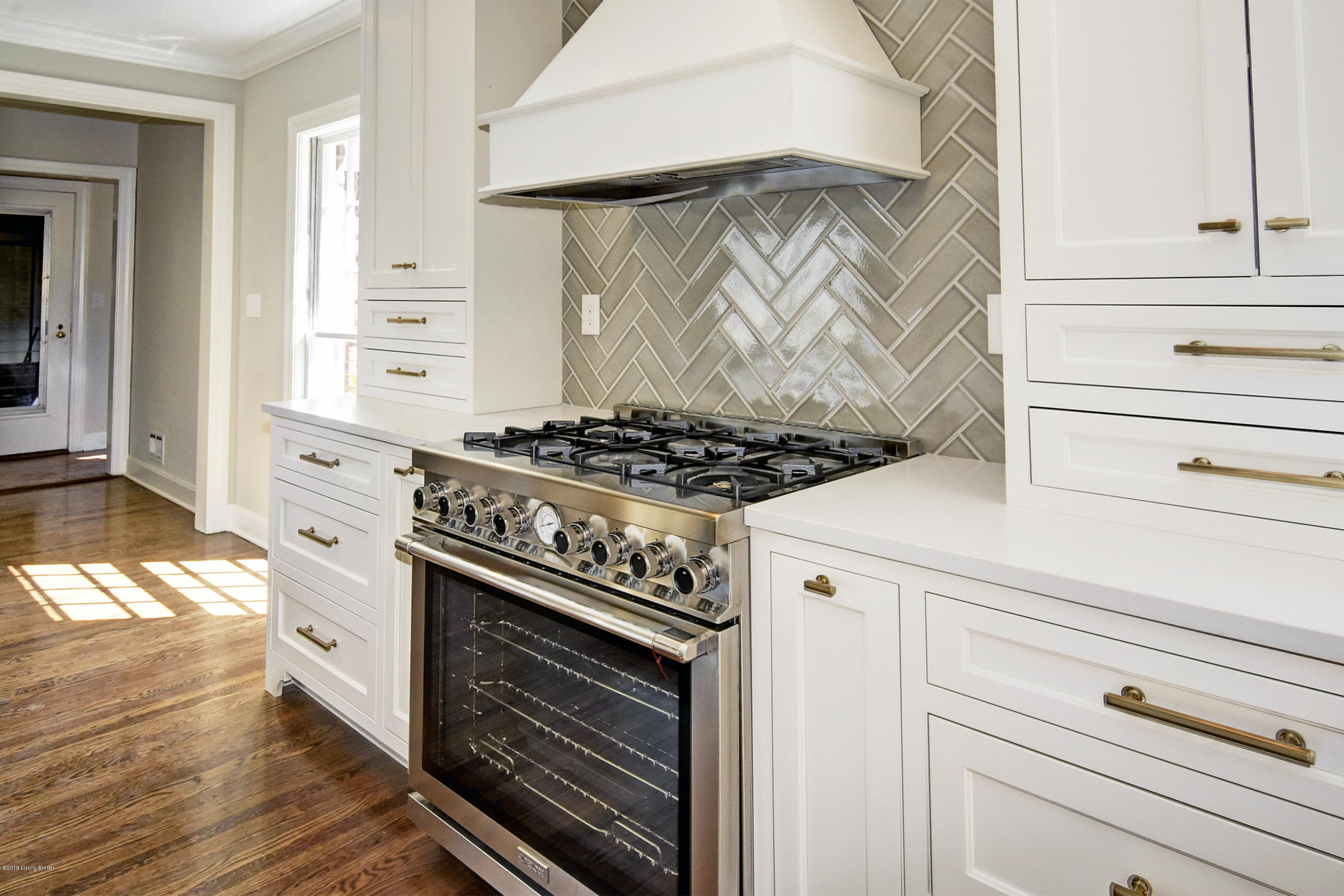 53 Tepee Road Louisville, KY 40207 - Photo 7 of 32 Designer oven