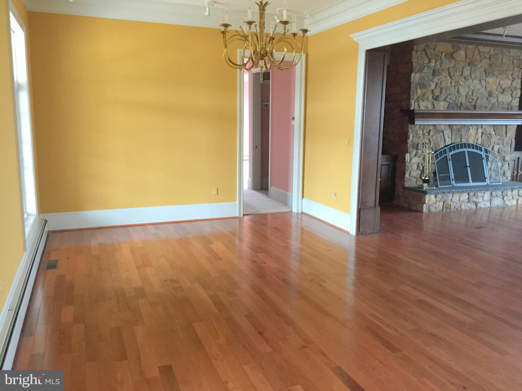 5247 Ragged Point Road Cambridge, MD 21613 - Photo 5 of 25 Dining Room