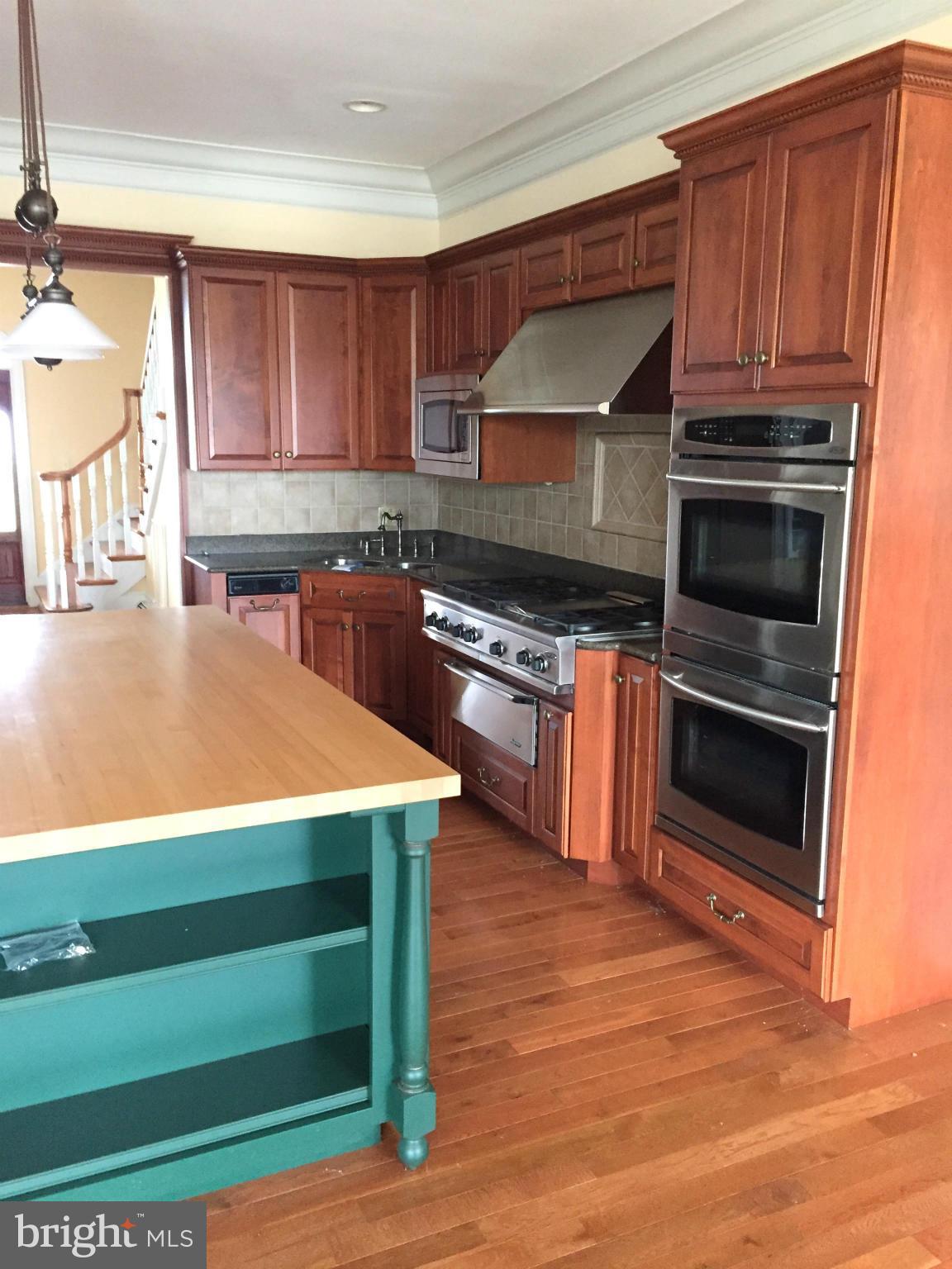 5247 Ragged Point Road Cambridge, MD 21613 - Photo 9 of 25 Kitchen