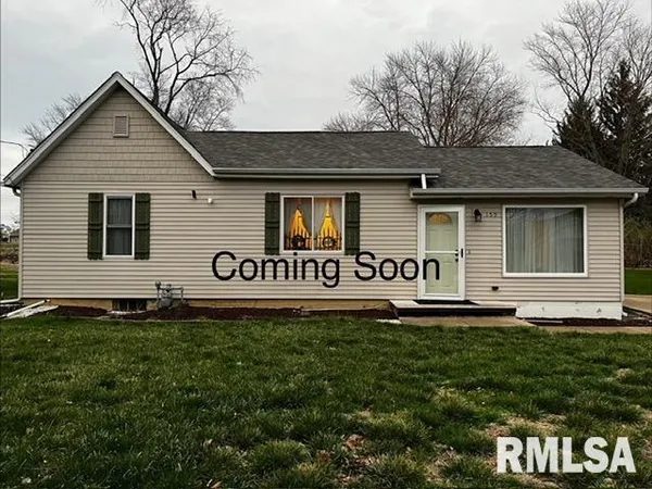 $134,900 | 159 South Cedar Street, Farmington, IL 61531