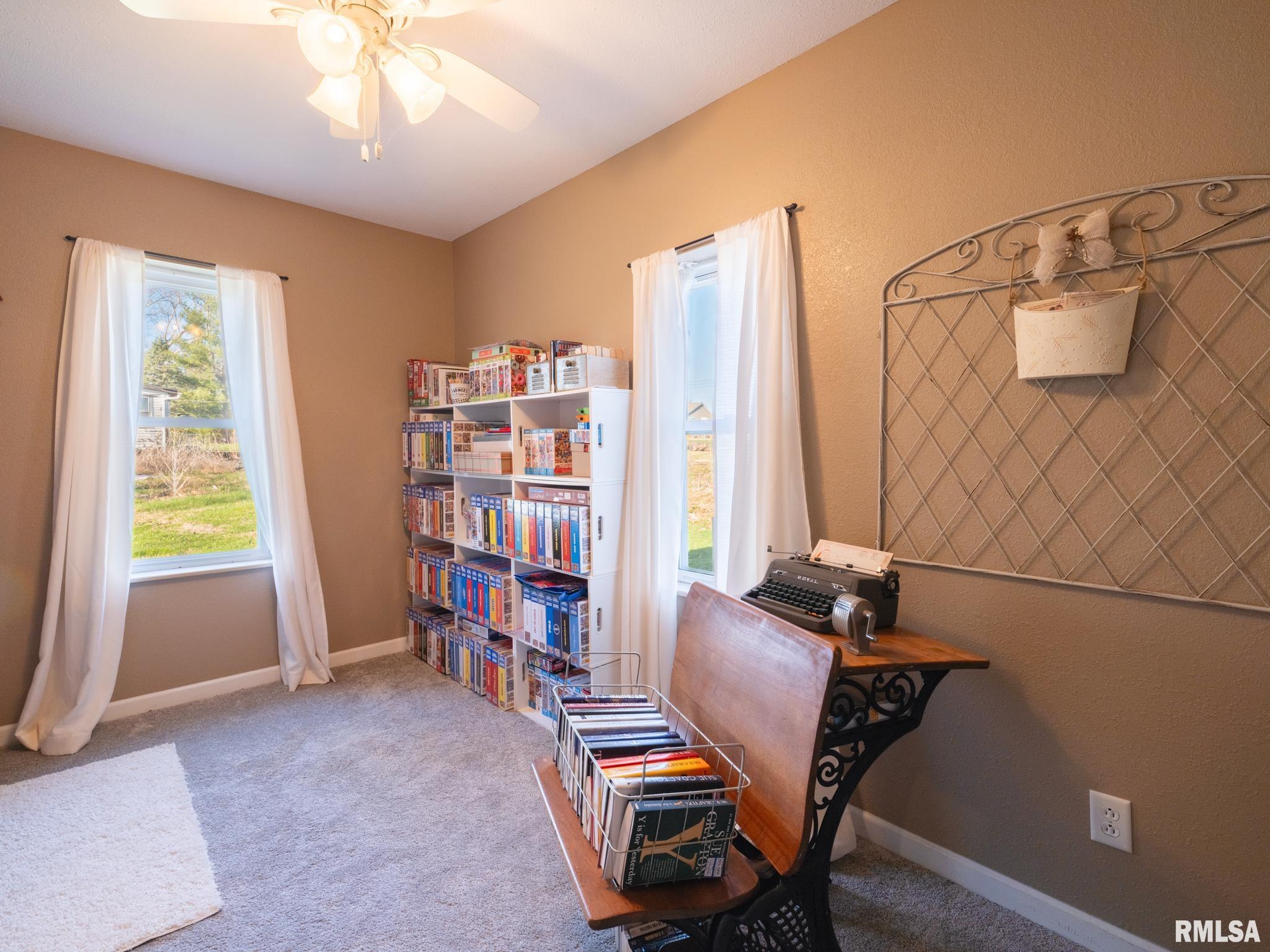 159 South Cedar Street Farmington, IL 61531 - Photo 37 of 56